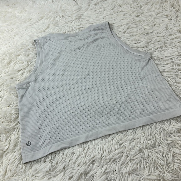 Lululemon Breeze By Muscle Crop Tank *lululemon White / White - Picture 6 of 7